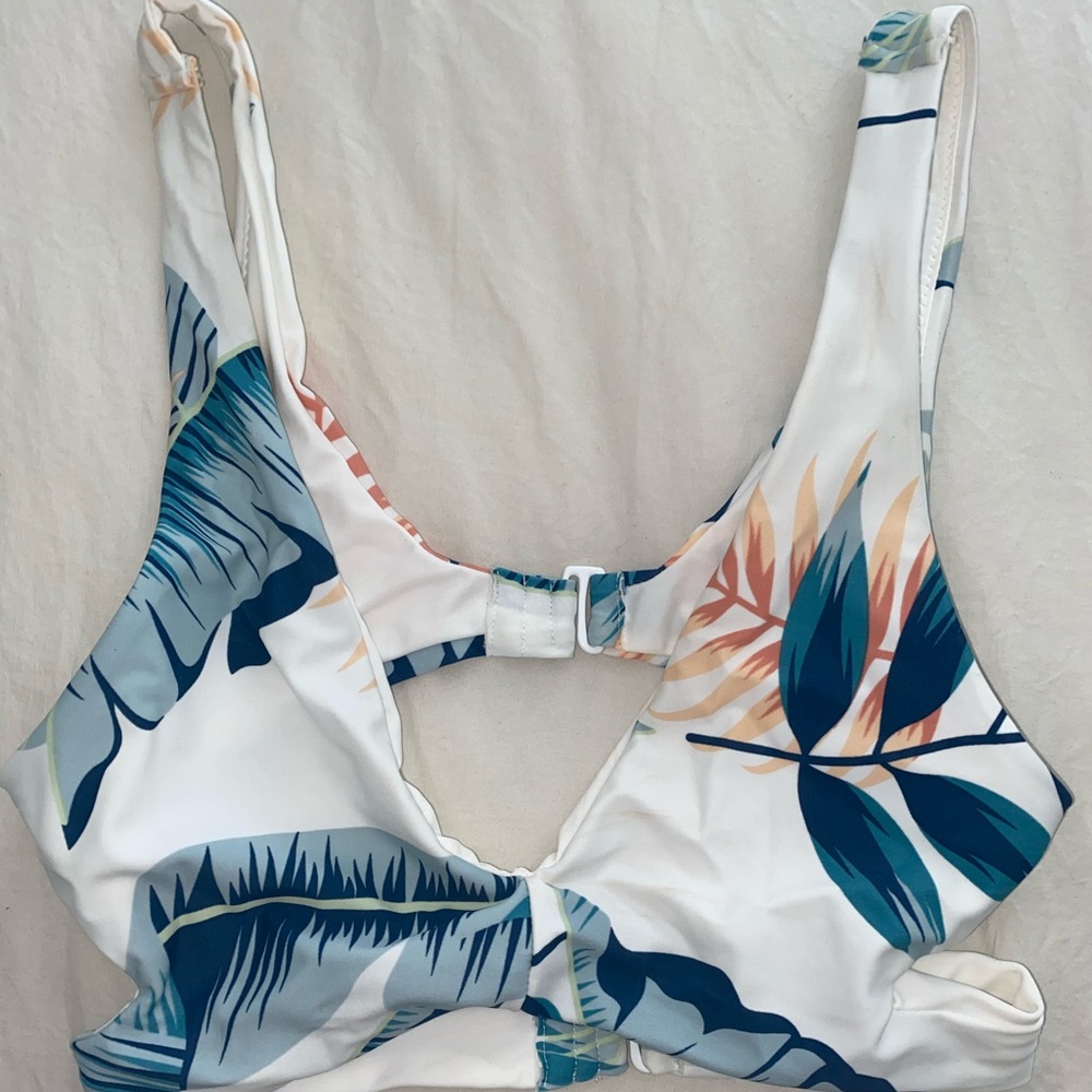 Tobi Bikini Set NEVER WORN